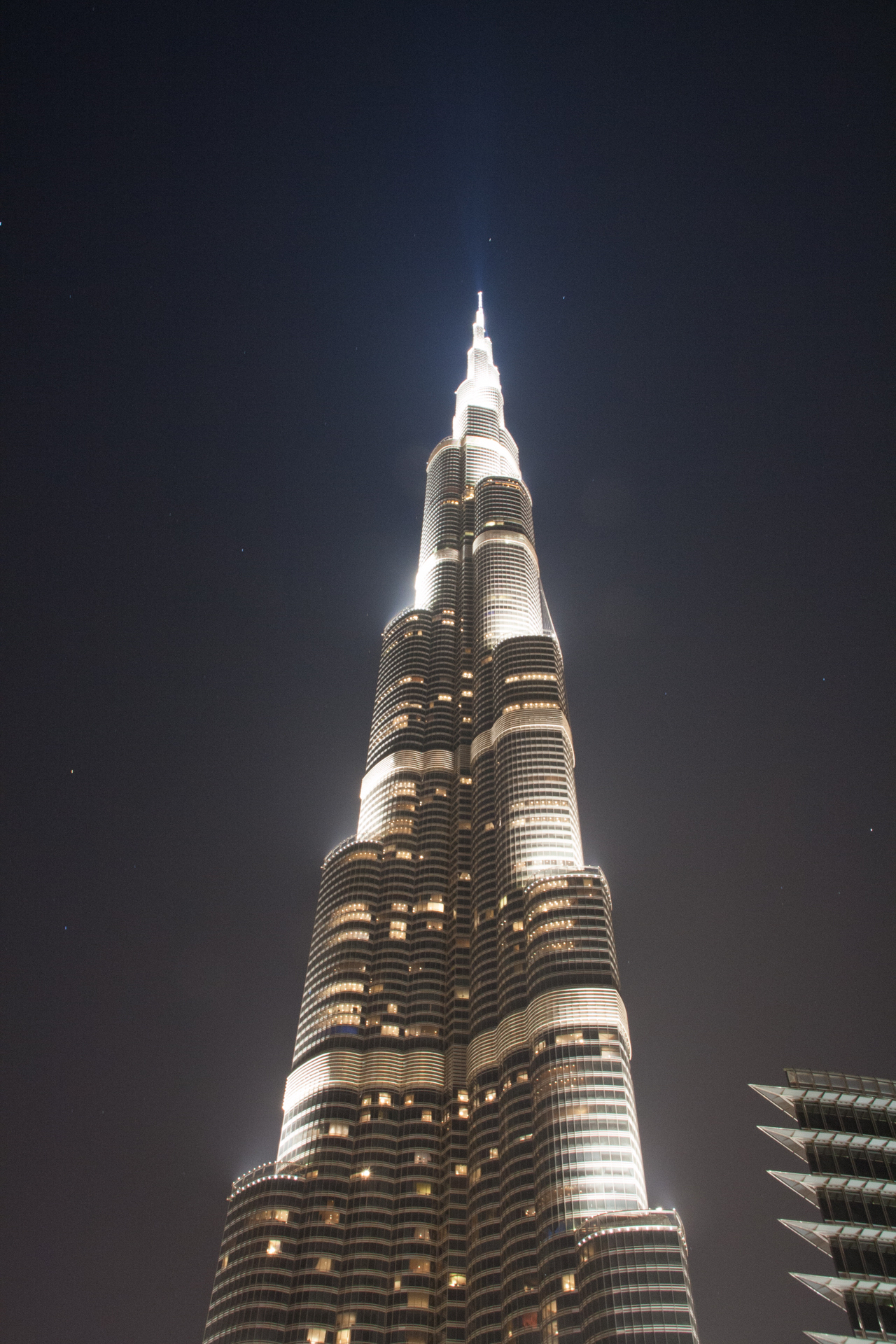Burj Khalifa. Das derzeit höchste Gebäude der Welt 830m 